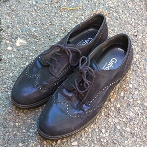 Gabor stud wing comfort optifit embossed leather shoe 9.5